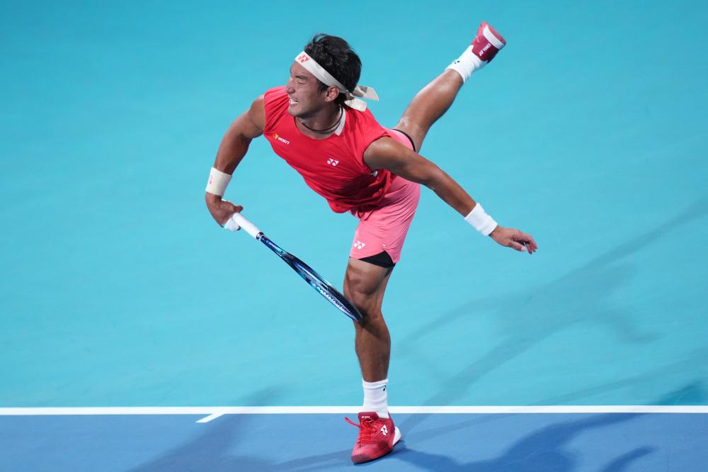 官方：卢卡库恢复训练，并顶替德布劳内入选欧冠大名单